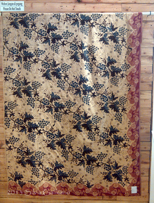 Seikat Bunga dalam Batik Belanda Silvia Galikano